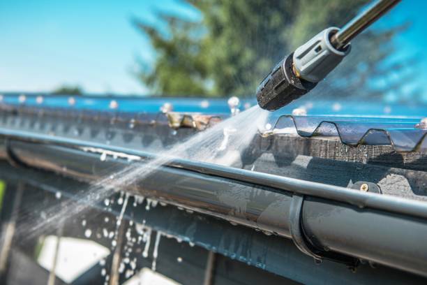 Why Choose Our Certified Pressure Washing Experts for Your Project Needs in Brownfields, LA?
